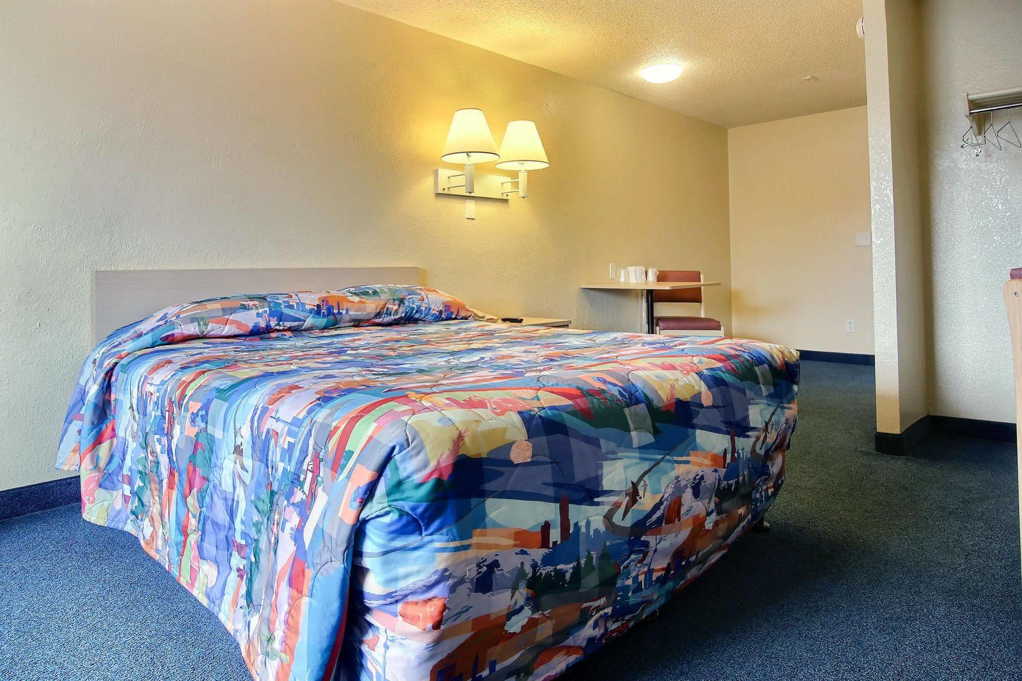 Motel 6 Palm Bay Exteriör bild